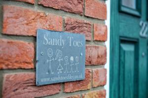 Sandy Toes, The Bay, Filey
