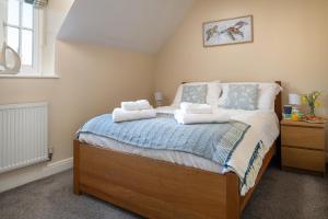 Sandy Toes, The Bay, Filey