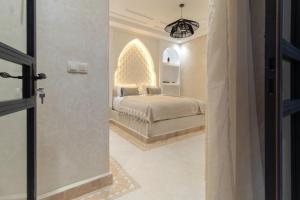 Riad Ryma - Bassin intérieur chauffé & Jacuzzi Rooftop