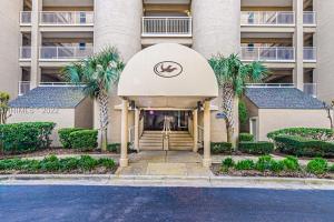 467 Captains Walk