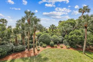 467 Captains Walk