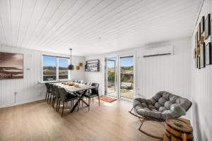 Holiday Home With Enclosure For Dogs, 500 Meters From The North Sea