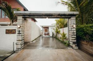 Thesolasvillas