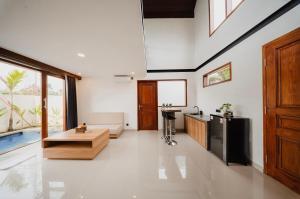 Thesolasvillas