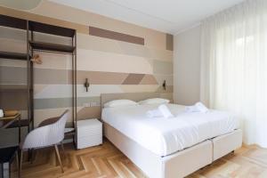 Una Finestra Sul Madre Lux By Dimorra