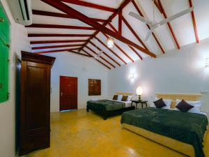 Saachi Lagoon Resort