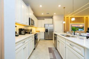 Last Minute Disney Luxury Townhouse with Private Pool. Book Now WC131