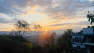 Himalaya Serene View Guest House & Farm Stay