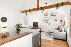 KOLIBRI - Design Maisonette - Nintendo Switch, Streaming, Bikestore, E-Wallbox