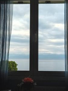 Derveni Sea View Apartments