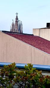 Spacious Penthouse with big private terrace & view