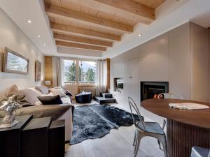 Appartement Duplex Moderne, Skis aux Pieds, Centre de Val-dIsère - FR-1-567-56