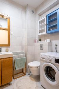 Cozy Adriatic Nest- 7 Minute Walk to the Sea