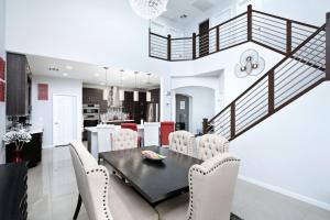 Sleek 5bed pet friendly And Pool