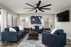 NEW Gorgeous 5bd3ba HeatedPool