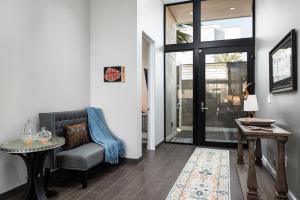 Luxury Desert Retreat