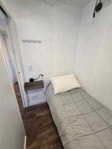 Recién renovado, 2 habitaciones, 2 baños