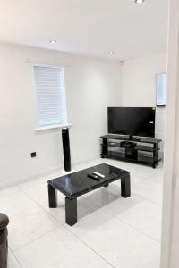 Joels place