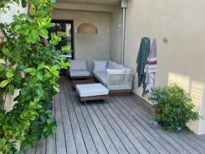 Grande maison familiale au coeur du village, avec piscine et proche mer
