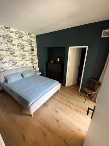 Grande maison familiale au coeur du village, avec piscine et proche mer