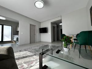 Solivara Aparthotel 7 #Otopeni #Airport #Therme #Bucharest