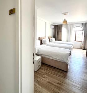 Riviera Boutique Hotel-City Center