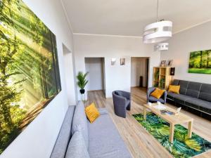 Essence Of Lodz-145m!Central-Secured-Comfy18ppl!&FreeParking