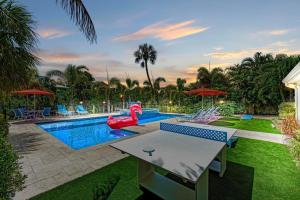 Fancy Flamingo - Canal Front, Dock, Heated Pool & Spa by Anna Maria Life Vacation Rentals