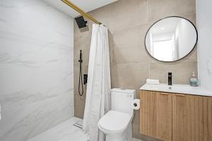 Olive Palm Retreat with pool