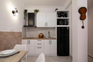 Kikis Apartments