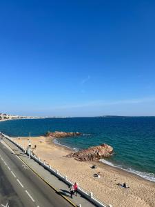 Studio lumineux bord de mer Château de la mer