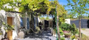 Location appartement dans mas provençal