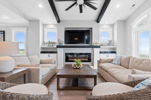 All The Ocean Views at this 5 bed 5 beach getaway