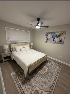 Uptown Modern Escape 4bd 2ba