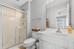 Shell Yeah 4BR on OIBs West End