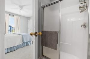 Shell Yeah 4BR on OIBs West End