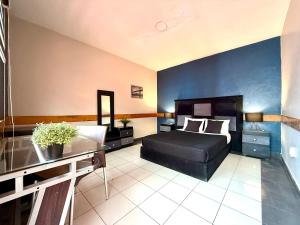 Roomies Hostel - Roma Norte