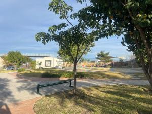 La casa frente a la alberca