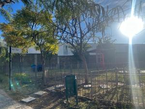 La casa frente a la alberca