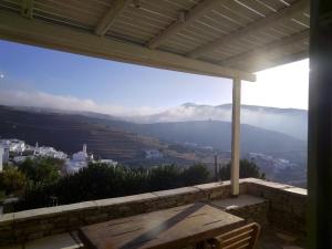 Levanda house in Tinos by Tinosstay