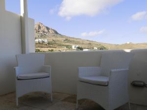 Levanda house in Tinos by Tinosstay