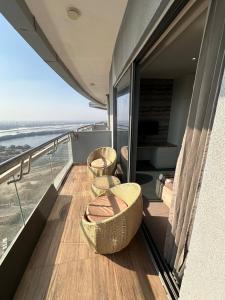 Urban Zenith Riverview Apartment