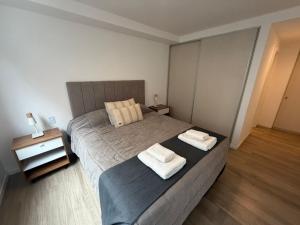 Departamento a metros de Casino y Plaza Colon