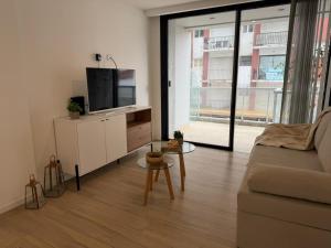 Departamento a metros de Casino y Plaza Colon