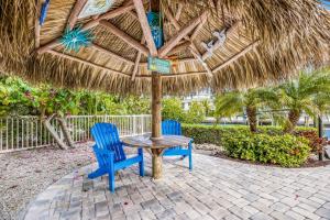 Soulshine - Dog Friendly! Pool, On a Canal with Dock by Anna Maria Life Vacation Rentals