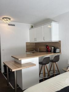 Arley- Large beach, city center, swimming pool-