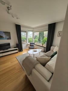 Hanseat II App112 Ostseeglanz