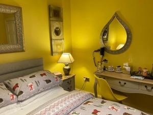 Mount Royal Victorian Apartments Self Catering