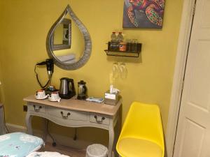 Mount Royal Victorian Apartments Self Catering