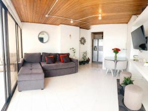 Apartamento brisas del mar caribe edificio marina del rey laguito